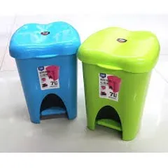 Thùng Rác Đạp Chân 7L HomeStar - Thiết Kế Dễ Thương, Chất Liệu Nhựa PP Bền Bỉ, Tiện Lợi Cho Gia Đình