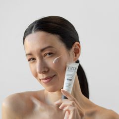 Tinh Chất Dưỡng Trắng Da TiZO Photoceutical Skincare 29ML - Serum Dưỡng Ẩm, Làm Sáng Da Từ Thiên Nhiên, Sản Phẩm Chăm Sóc Da Cao Cấp Mỹ