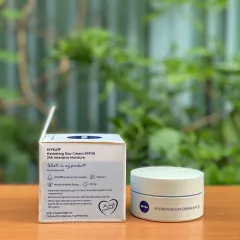 Kem Dưỡng Ẩm NIVEA Hydrating Day Cream SPF30 50ml - Dành Cho Da Thường và Hỗn Hợp, Cấp Ẩm Suốt 24 Giờ, Bảo Vệ Tuyệt Đối.