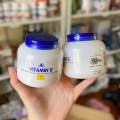 Kem Dưỡng Ẩm Da Vitamin E Aron 200g - Chăm Sóc Da Mặt An Toàn, Giúp Da Mềm Mịn, Xuất Xứ Thái Lan