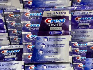 Kem Đánh Răng Crest 3D White Vivid Mint Ultra 147g - Làm Trắng Răng Hiệu Quả, Hương Bạc Hà Tươi Mát, Chăm Sóc Răng Miệng Tốt Nhất