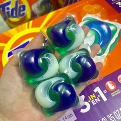 Viên giặt quần áo Tide Mỹ Pods 3 in 1 loại 42 viên bỏ thẳng vào máy giặt tự tan trong nước tiết kiệm tiện lợi