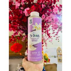 Sữa Tắm Stives vanilla Và sữa yến mạch 650ml - nhập khẩu từ Mỹ