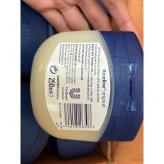 Sáp dưỡng ẩm Vaseline 250g sáp Dưỡng Ẩm vaseline Pure Petroleum jelly Original 250g SÁP TRẮNG