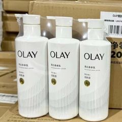 Kem Dưỡng Ẩm Sáng Da Olay B3+ Vitamin C 260ml - Làm Mờ Thâm, Đều Màu Da, Cấp Ẩm Hiệu Quả Cho Cả Nam và Nữ