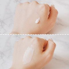 Kem Chấm Mụn Pair Acne W Cream 24g Nhật Bản - Giảm Mụn, Ngăn Ngừa Thâm, Làm Dịu Da, Dành Cho Da Nhạy Cảm