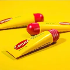 Son Dưỡng Môi Carmex Classic Lip Balm Medicated Mỹ 10g – Dưỡng Ẩm, Chống Nẻ, Làm Mềm Môi