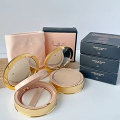 Phấn Phủ Dạng Nén Gucci Poudre De Beaute Mat Naturel 10g - Lớp Nền Mịn Màng Tự Nhiên, Che Phủ Nhẹ, Không Gây Bí Da