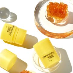 Son Dưỡng Môi Keo Ong CNP Propolis Lipcerin 15ml - Phục Hồi, Giữ Ẩm Lâu 12 Giờ, Dưỡng Mềm Môi Khô, Nứt Nẻ, An Toàn Cho Da Môi