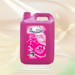 Nước Giặt Xả Vải Sanzoft Hương Hoa Violet Đậm Đặc 5L - Giữ Hương Thơm Lâu, Chăm Sóc Sợi Vải Tối Ưu