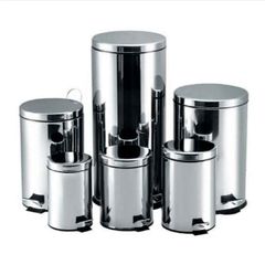Thùng rác inox đạp chân tròn được làm từ nhựa PVC (TV1391)