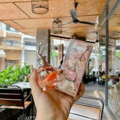 Nước Hoa Nữ Chân Dài Karri 30ml - Hương Thơm Sang Chảnh, Lưu Hương Lâu, Phù Hợp Mọi Dịp, Quà Tặng Thời Trang Cho Nàng