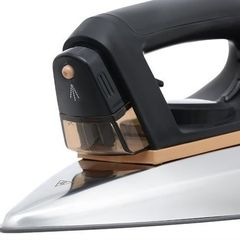 Bàn ủi khô Tefal FS3120L0 1300W tích hợp bình xịt nước - Thiết kế hiện đại, hiệu suất cao, mặt đế kim loại chống dính