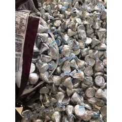 HERSHEY’S KISSES MILK CHOCOLATE 330 VIÊN- MẪU MỚI