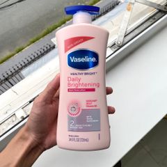 Sữa Dưỡng Thể Vaseline Healthy White 725ml - Dưỡng Da Trắng Sáng, Mịn Màng, Cấp Ẩm Chuyên Sâu Cho Mọi Loại Da