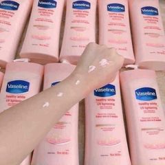 Sữa Dưỡng Thể Vaseline Healthy White 725ml - Dưỡng Da Trắng Sáng, Mịn Màng, Cấp Ẩm Chuyên Sâu Cho Mọi Loại Da