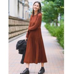 Váy Liền Xếp Ly Nữ Uni Nhật Bản - Thanh Lịch, Thoáng Mát, Dễ Phối Đồ - Kiểu Dáng Quyến Rũ Cho Mọi Dịp