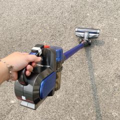 Máy hút bụi không dây Queenmake VCMD-9000B - Sạch sẽ mọi ngóc ngách với đầu hút thông minh, dễ sử dụng, lý tưởng cho gia đình và ô tô.