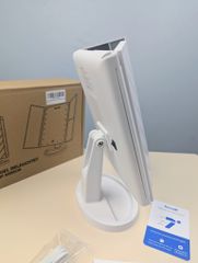 Gương Trang Điểm LED Ticwell Essential 398830 - Gương Phóng Đại 2x/3x, Thiết Kế 3 Chiều Thoải Mái, Điều Chỉnh Ánh Sáng Tự Động