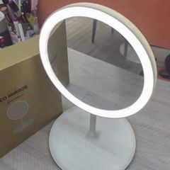 Gương Trang Điểm LED JYSK VEDUM - Thiết Kế Bắc Âu Tối Giản, Khả Năng Xoay 360 Độ, Bền Đẹp, Dễ Sử Dụng