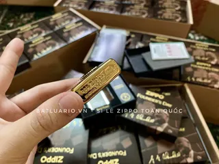 Bật Lửa Zippo 49631 - Phiên Bản Kỷ Niệm Ngày Của Người Sáng Lập 2021 Mạ Vàng Hạn Chế - Quà Tặng Sưu Tầm Sang Trọng