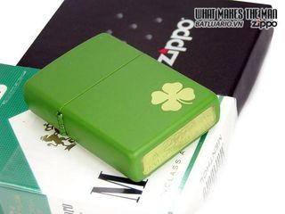 Bật Lửa Zippo Shamrock Green Matte 21032 - Bật Lửa Thời Trang Cao Cấp Cho Người Yêu Thích Đồ Chơi Chất Lượng