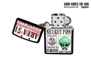 Bật Lửa Zippo Area 51 Security Pass - Bật Lửa Có Nắp Đen Mờ, Quà Tặng Cho Người Hâm Mộ UFO và Khoa Học Viễn Tưởng