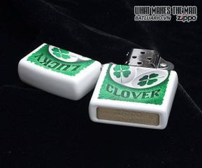 Bật Lửa Zippo 28298 - Lucky Clover Dice Matte Trắng, Quà Tặng Chất Lượng Cao Cho Người Yêu Thích Bộ Đồ Đùa Giỡn