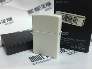 ZIPPO 214 German Press-Schon Wild Lighter - Classic Design for Collectors & Outdoor Enthusiasts