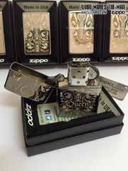 Zippo Khắc Laser Queen Black Ice - Khui Rượu Sang Trọng, Quà Tặng Dành Cho Người Hâm Mộ Nữ Hoàng