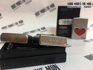 Zippo 29410 Hình Trái Tim Lấp Lánh Satin Chrome - Bật Lửa Sang Trọng và Thời Trang Cho Người Yêu Quà Tặng Thú Vị