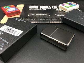 Zippo Armor 29612 - Bật Lửa Khắc Hình Lá Cần Sa Đen Băng - Quà Tặng Dành Cho Người Yêu Thích Cần Sa