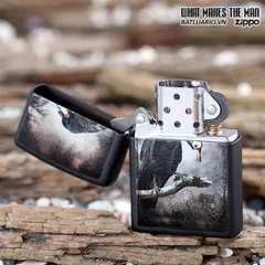 Zippo 28434 - Bật Lửa Matte Đen Họa Tiết Quạ Mắt Kính Goth - Quà Tặng Thú Vị Cho Fan Kinh Dị