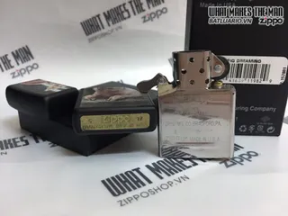 Zippo 29394 - Bật Lửa Matte Đen Họa Tiết Lợn Mơ Mộng - Quà Tặng Dành Cho Người Yêu Thích Zippo