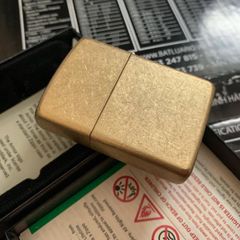 Bật Lửa Zippo Armor 28496 - Bằng Đồng Thau Tumbled Brass, Phiên Bản Bền Bỉ, Quà Tặng Hoàn Hảo cho Người Yêu Thích Zippo