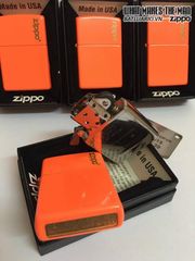 Bật Lửa Zippo 28888ZL - Bật Lửa Matte Cam Neon với Logo Zippo - Quà Tặng Độc Đáo cho Người Yêu Thích Zippo