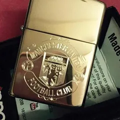 Zippo Khắc Logo Manchester United - Quà Tặng Thể Thao Cho Cổ Động Viên - Zippo 254B.MU01 Chính Hãng
