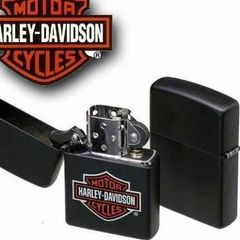 Zippo 218HD.H252 - Đèn Khò Zippo Logo Harley Davidson Màu Đen Nhám - Quà Tặng Thời Trang Cho Fan Hâm Mộ