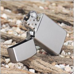 Bật Lửa Zippo Slim 1605 Satin Chrome - Bật Lửa Mini Kháng Gió, Quà Tặng Sang Trọng từ Mỹ
