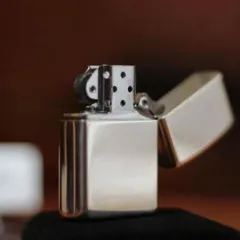 Bật lửa Zippo 26 - Bật Lửa Armor Bạc Nguyên Khối Đánh Bóng Cao - Quà Tặng Sang Trọng cho Người Yêu Bật Lửa