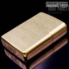 Bật Lửa Zippo Brushed Brass - Mẫu Độc Đáo Khắc Chữ, Chống Gió, Âm Thanh Bật Nắp Đặc Trưng, Hộp Quà Tặng Thân Thiện Môi Trường