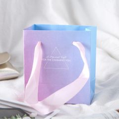 Túi giấy đựng hộp trang sức màu sắc rực rỡ thời trang nhiều kích cỡ 400742