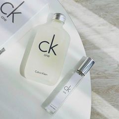 Nước hoa CK One 10ml Unisex - Hương thơm tươi mát nhẹ nhàng dành cho nam nữ, lựa chọn lý tưởng cho mùa hè.