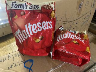 Maltesers Milk Chocolate Snack & Share Bag 273g – Ngọt ngào, Thơm ngon