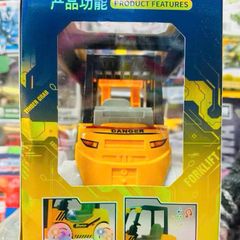 Đồ chơi xe máy xúc và xe cần cẩu có hiệu ứng đèn và âm thanh 2 phân loại 652 653