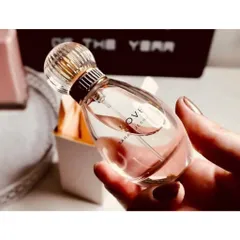 Nước Hoa Sarah Jessica Parker Lovely 30ml - Hương Hoa Cổ Điển Dịu Dàng và Tinh Tế, Phù Hợp Với Phong Cách Nữ Tính