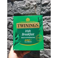Trà sáng Irish Breakfast Twinings 100 gói - Hương vị mạnh mẽ từ trà đen chất lượng cao, hoàn hảo cho trải nghiệm thưởng thức tuyệt vời