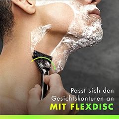 Dao Cạo Wet Gillette Labs Nam - Công Nghệ Làm Sạch Tích Hợp, Thiết Kế Linh Hoạt, Bao Gồm 5 Lưỡi Dao và Đế Cắm