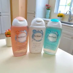 Dung dịch vệ sinh phụ nữ Femfresh - Khử mùi, giữ ẩm cho da nhạy cảm, an toàn hàng ngày