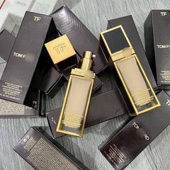 Kem lót Tom Ford Shade & Illuminate Soft Radiance Foundation SPF50/PA++++ Tone 1.1 30ml – Lớp nền bóng khỏe, bảo vệ da, cao cấp